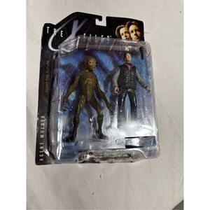 X-Files Mulder and Alien figurine